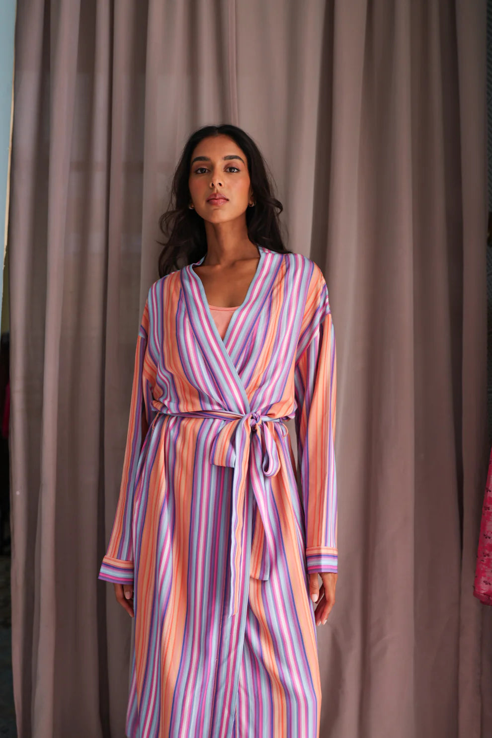 Sunset stripes robe