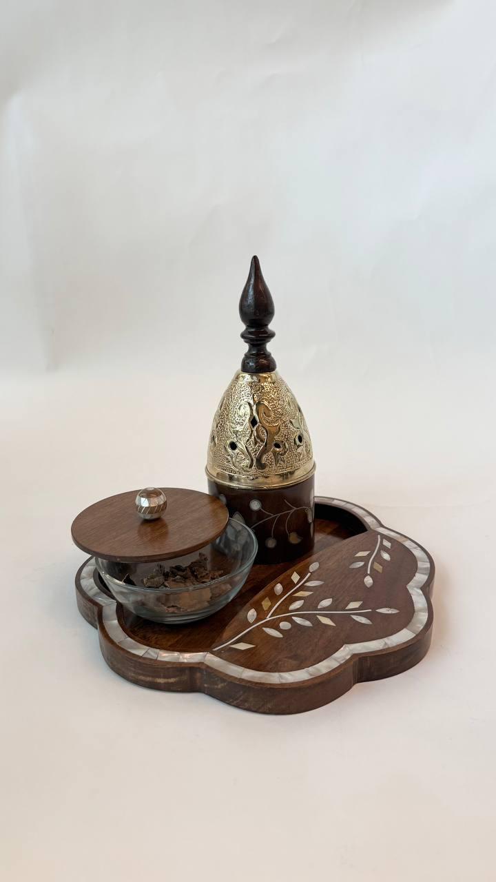 Msadaf Flower tray with Gold Mubkhar